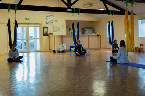 Yoga aérien, détendez-vous avec Juliette
