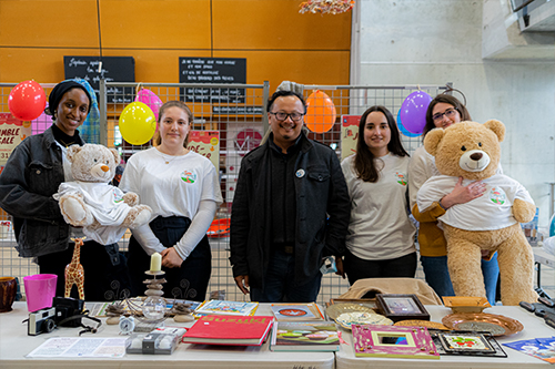 Escapade organise une vide grenier pour Un Hôpital pour les Enfants