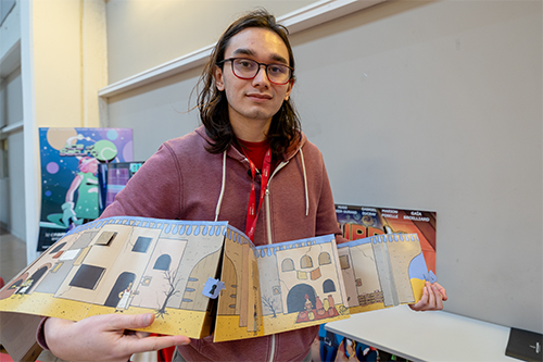 Unfolded stories, un leporello en réalité augmentée